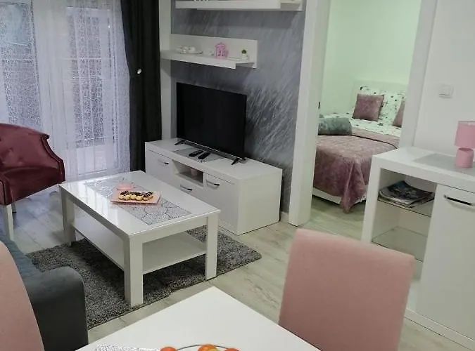 Tajna アパート *